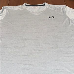 Under armor shorts sleeve V-neck